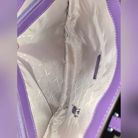 NWOT Michael Kors Voyager Large Color Block Signature Logo Shoulder Bag - Picture 11 of 15